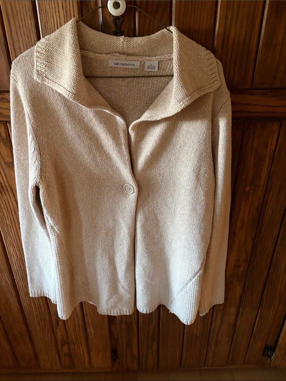 Liz Claiborne Beige Button-Front Knit Cardigan. Size L tan and white weave
